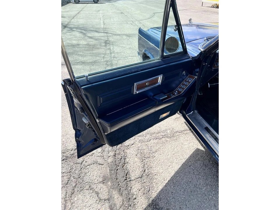 1967 Chrysler Imperial 3rd Gen - Image 11 of 31