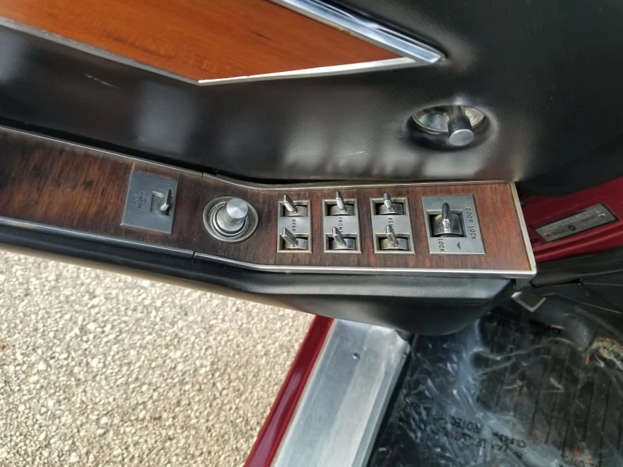 1967 Chrysler Imperial 3rd Gen - Image 10 of 12