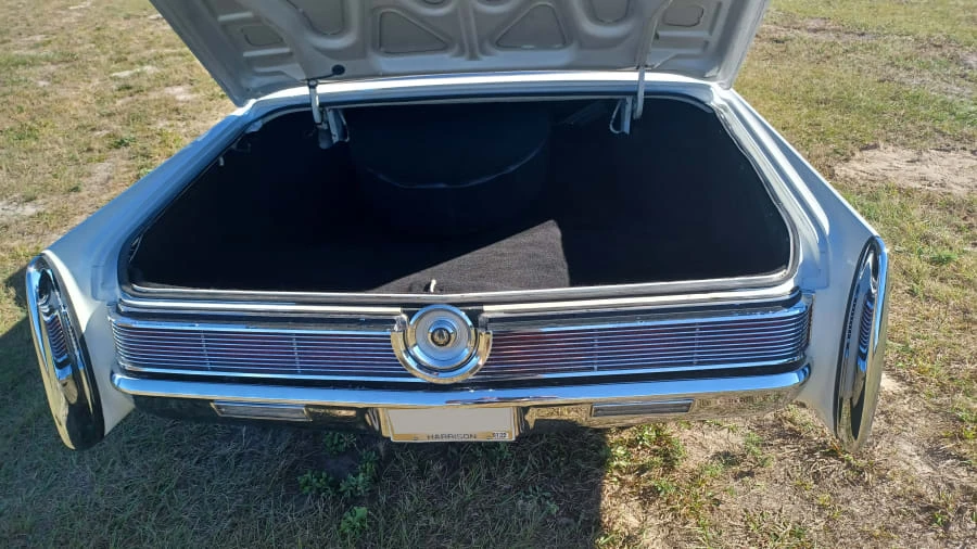 1967 Chrysler Imperial 3rd Gen - Image 12 of 15
