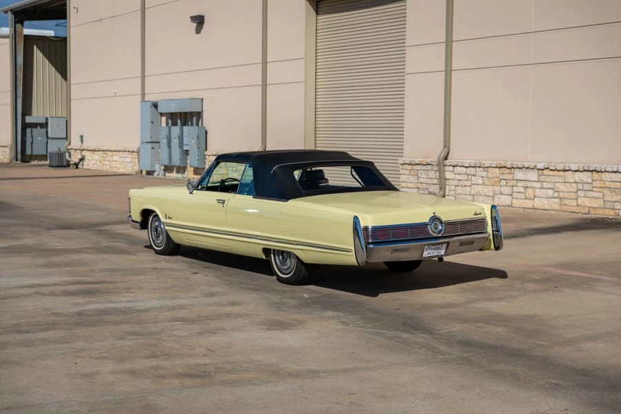 1967 Chrysler Imperial 3rd Gen - Image 12 of 25