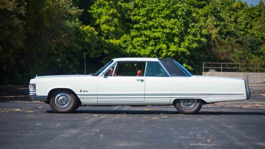 1967 Chrysler Imperial 3rd Gen - Image 2 of 12
