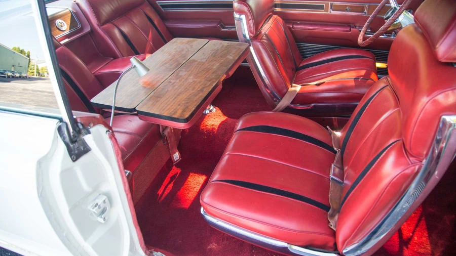 1967 Chrysler Imperial 3rd Gen - Image 6 of 12