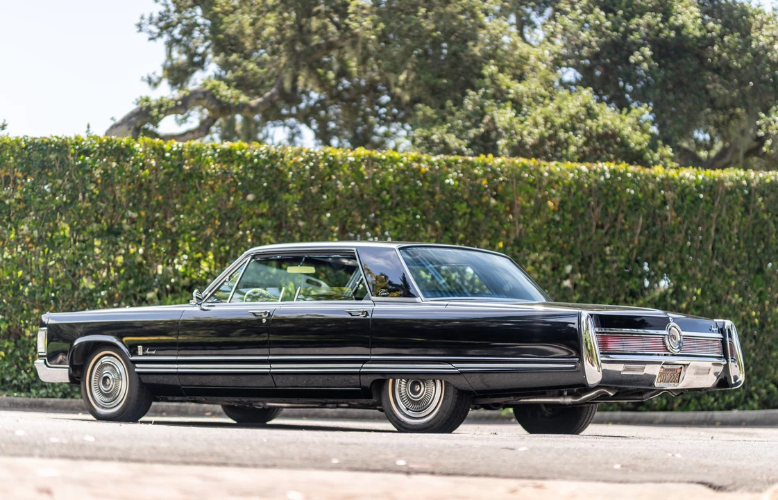 1967 Chrysler Imperial 3rd Gen - Image 13 of 31