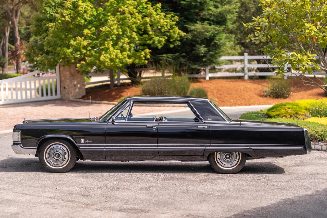 1967 Chrysler Imperial 3rd Gen - Image 9 of 31