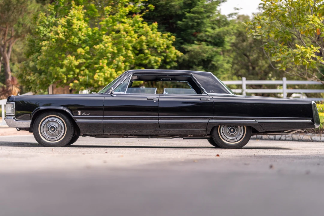 1967 Chrysler Imperial 3rd Gen - Image 11 of 31