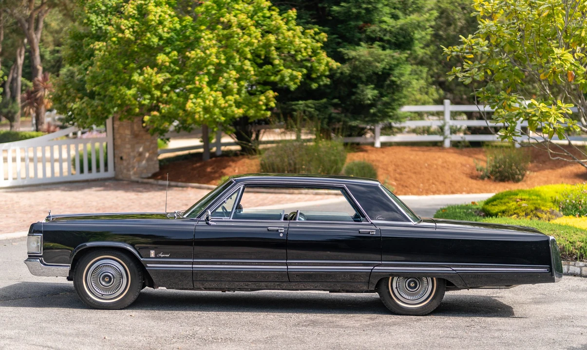 1967 Chrysler Imperial 3rd Gen - Image 12 of 31