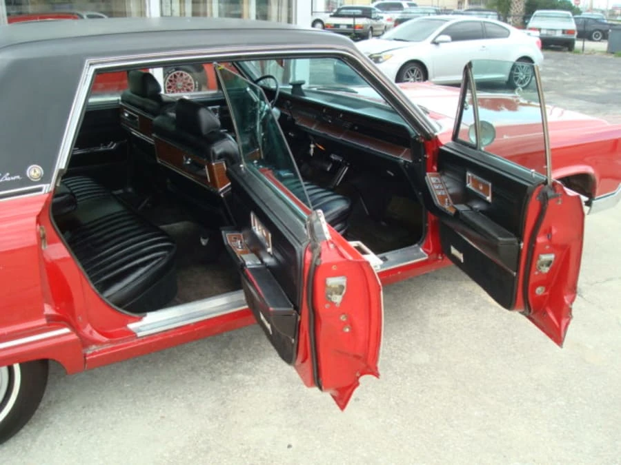 1967 Chrysler Imperial 3rd Gen - Image 5 of 6