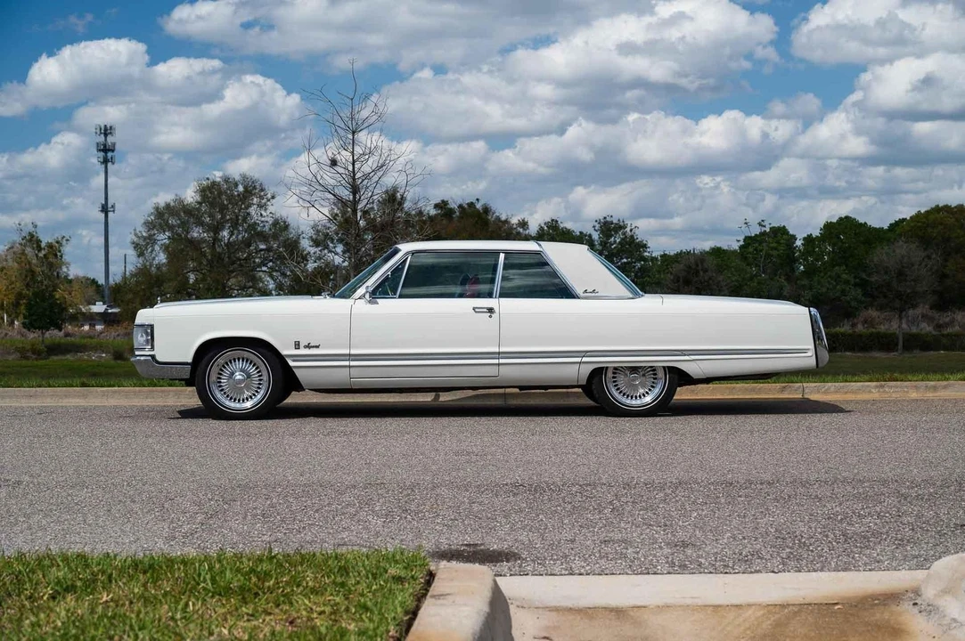 1967 Chrysler Imperial 3rd Gen - Image 2 of 21