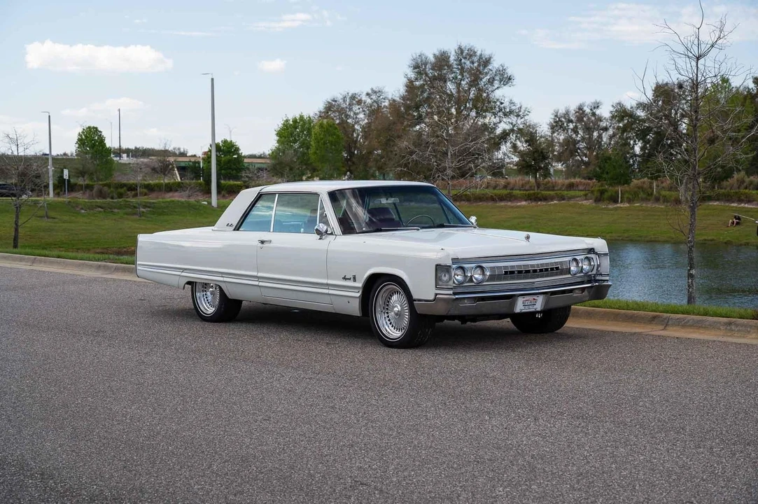 1967 Chrysler Imperial 3rd Gen - Image 9 of 21