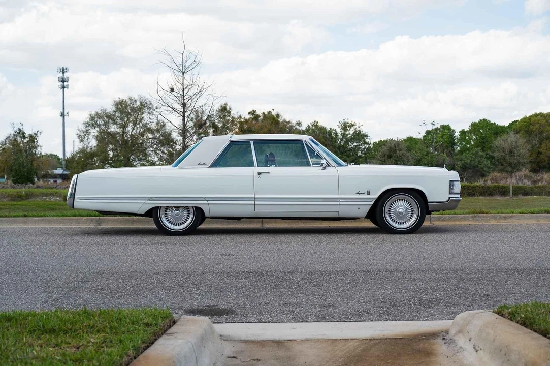 1967 Chrysler Imperial 3rd Gen - Image 7 of 21