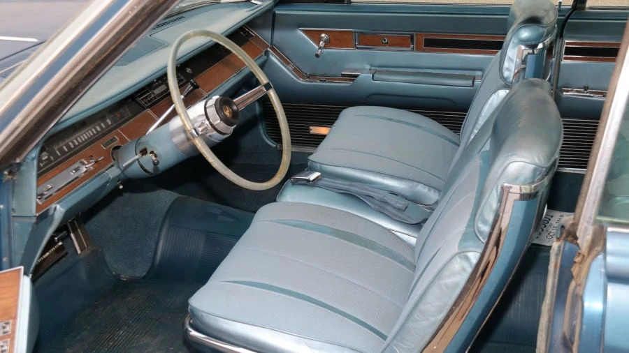 1967 Chrysler Imperial 3rd Gen - Image 4 of 12