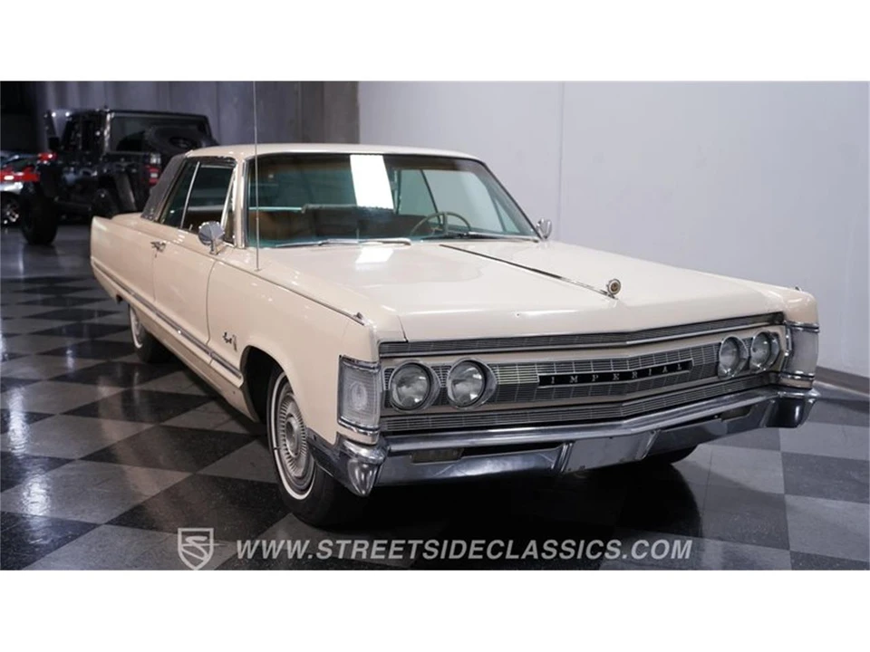 1967 Chrysler Imperial 3rd Gen - Image 15 of 31
