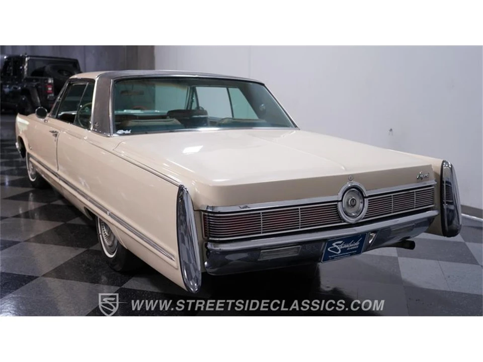 1967 Chrysler Imperial 3rd Gen - Image 9 of 31
