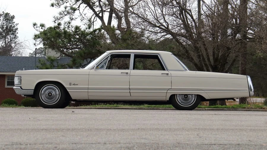 1967 Chrysler Imperial 3rd Gen - Image 2 of 20
