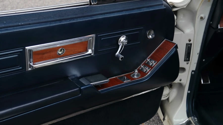 1967 Chrysler Imperial 3rd Gen - Image 17 of 20