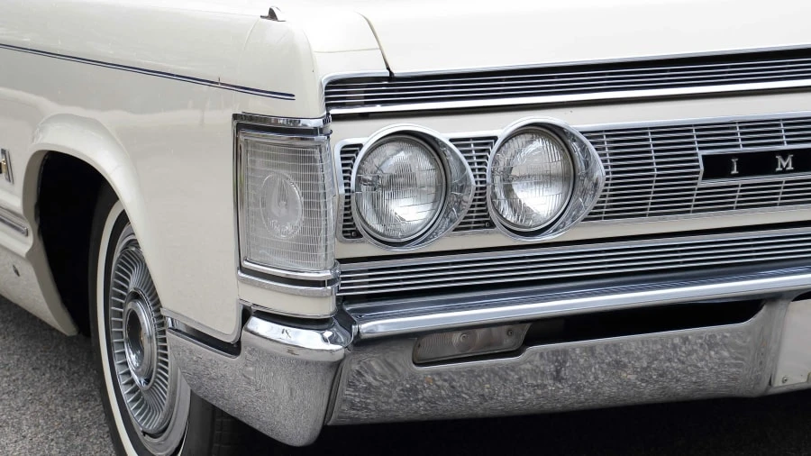 1967 Chrysler Imperial 3rd Gen - Image 11 of 20