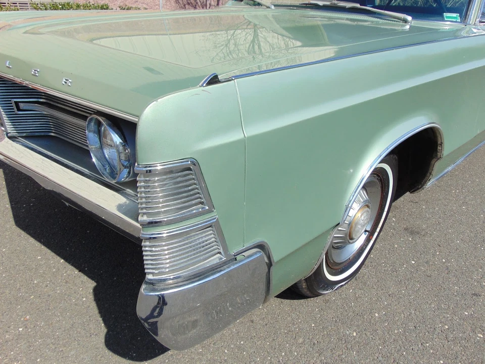 1967 Chrysler New Yorker - Image 18 of 31