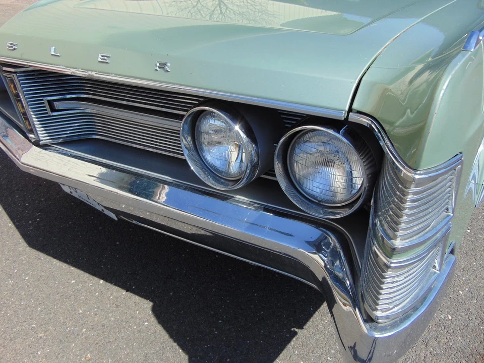 1967 Chrysler New Yorker - Image 19 of 31