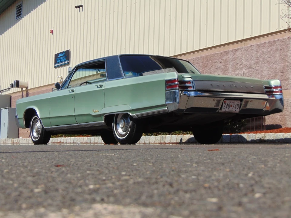 1967 Chrysler New Yorker - Image 12 of 31