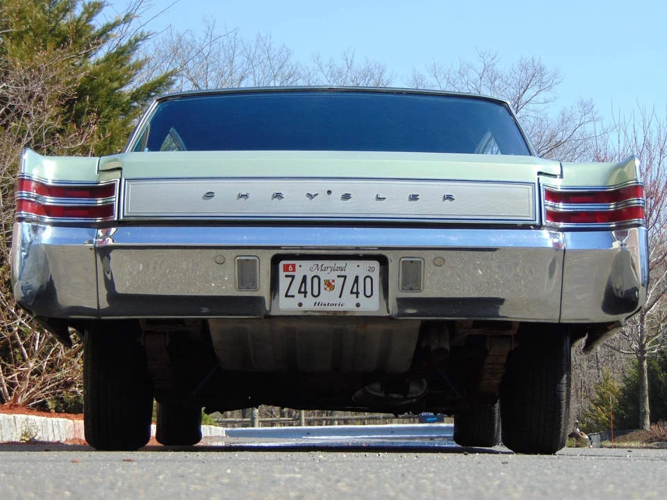 1967 Chrysler New Yorker - Image 11 of 31