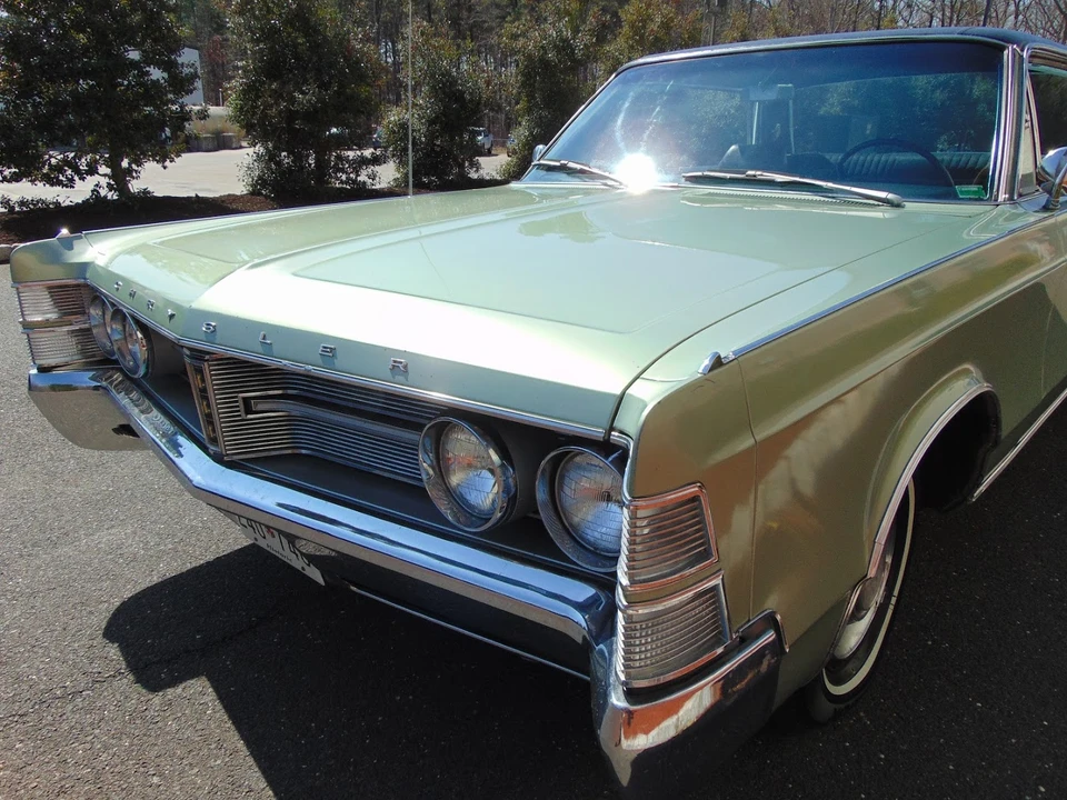 1967 Chrysler New Yorker - Image 15 of 31