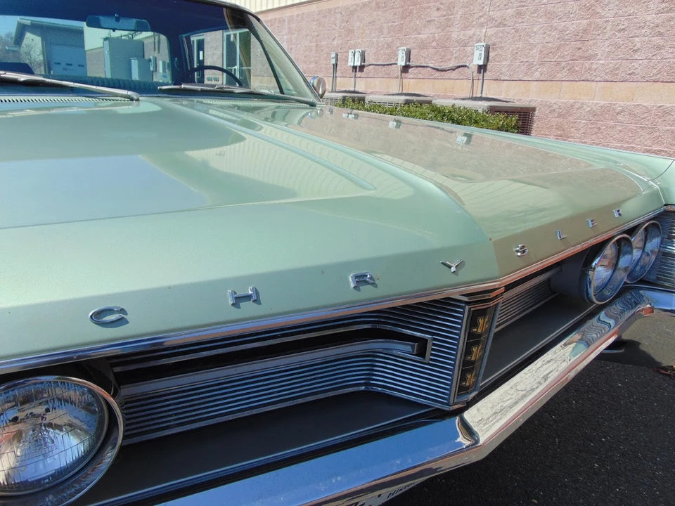 1967 Chrysler New Yorker - Image 22 of 31