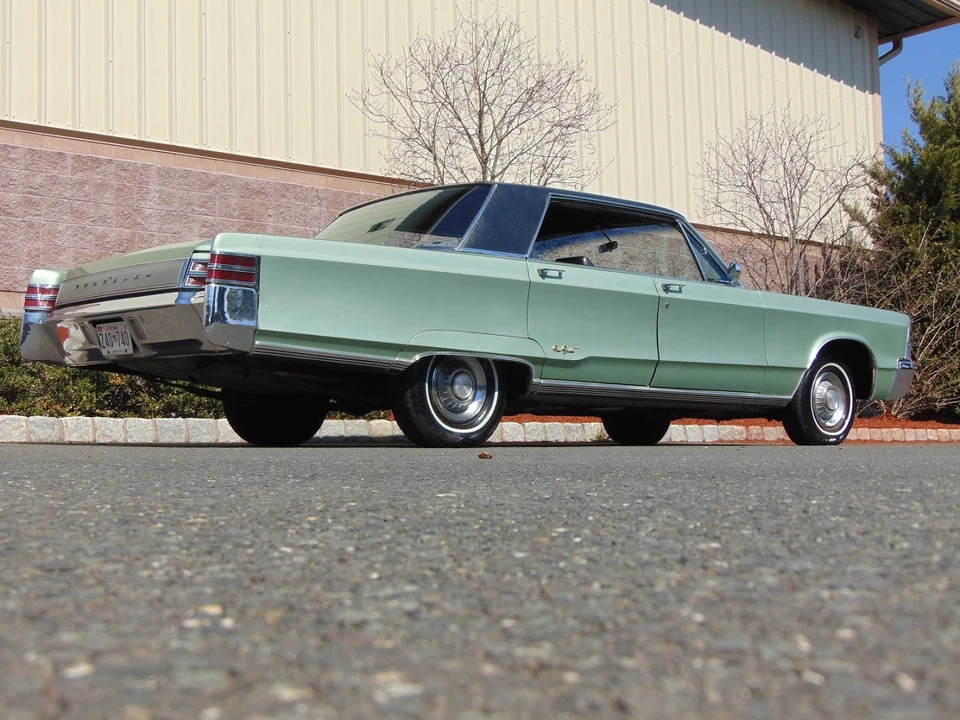 1967 Chrysler New Yorker - Image 7 of 31