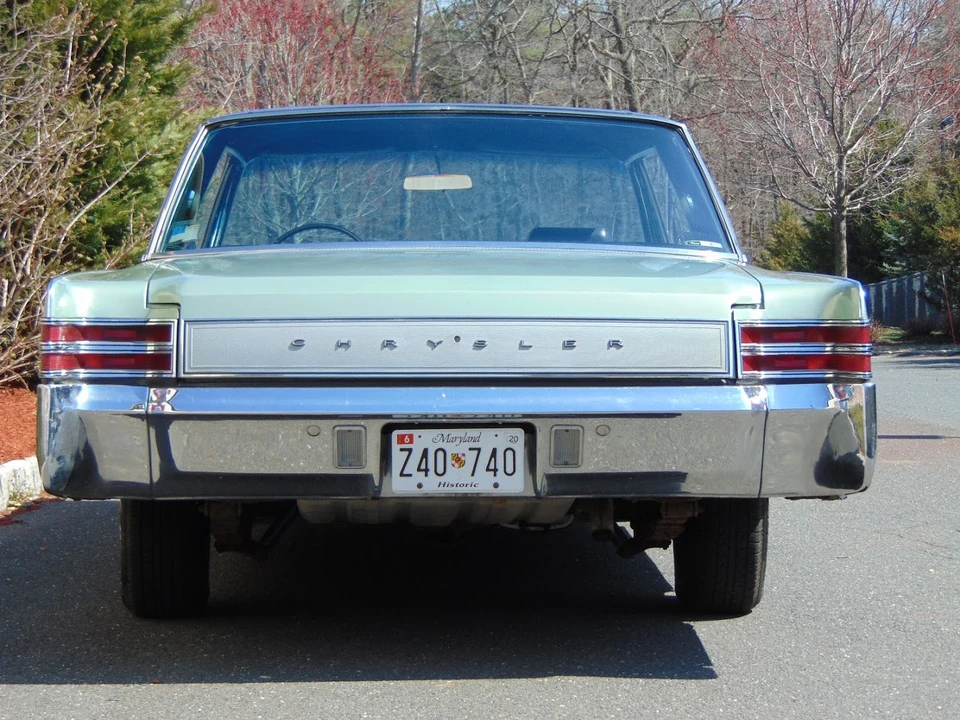 1967 Chrysler New Yorker - Image 9 of 31