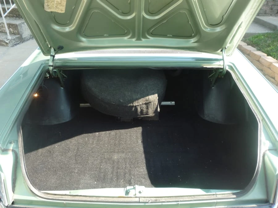 1967 Chrysler New Yorker - Image 5 of 7