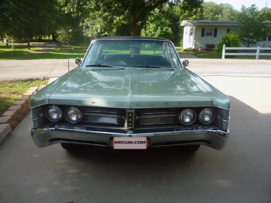 1967 Chrysler New Yorker - Image 7 of 7