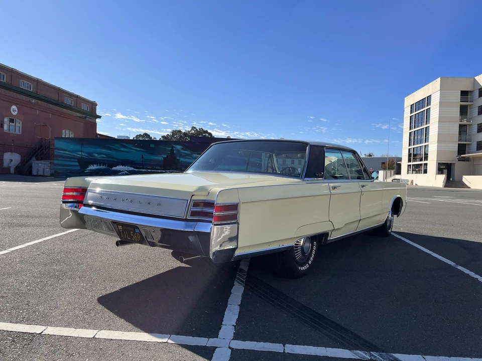 1967 Chrysler New Yorker - Image 7 of 31