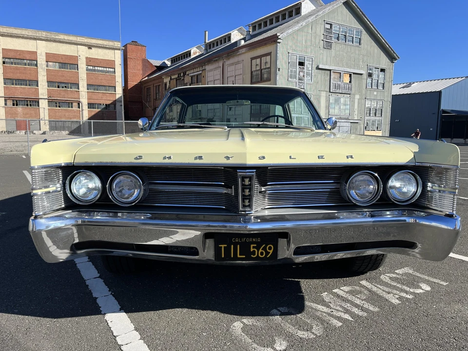 1967 Chrysler New Yorker - Image 3 of 31