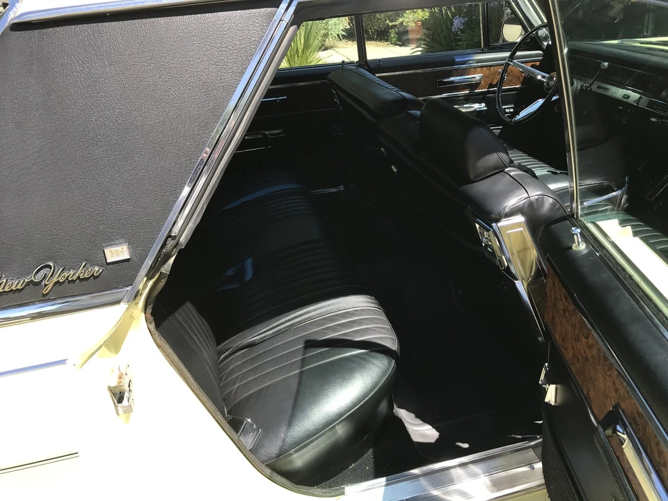 1967 Chrysler New Yorker - Image 31 of 31