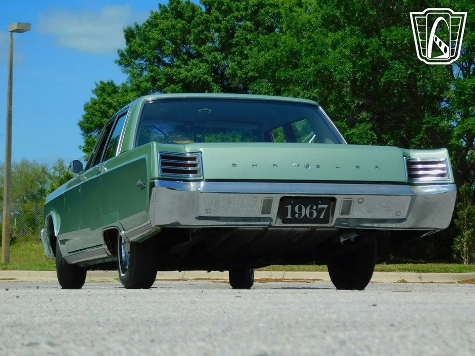 1967 Chrysler Newport - Image 10 of 21