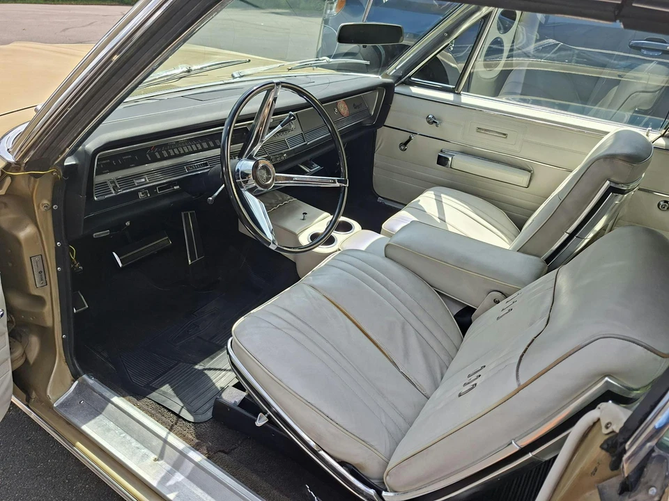 1967 Chrysler Newport - Image 15 of 15