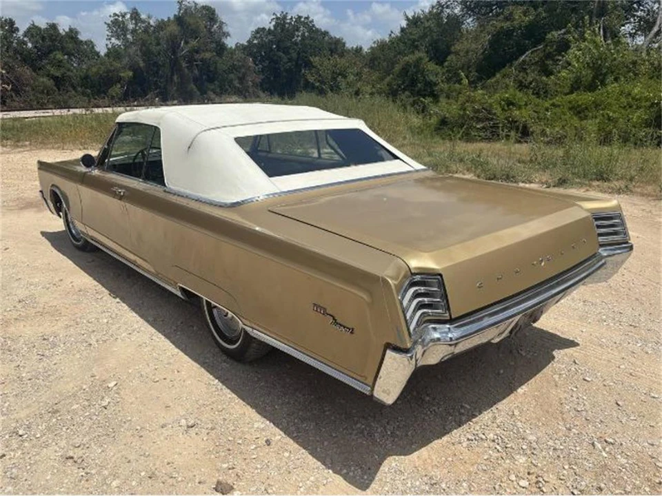 1967 Chrysler Newport - Image 6 of 13