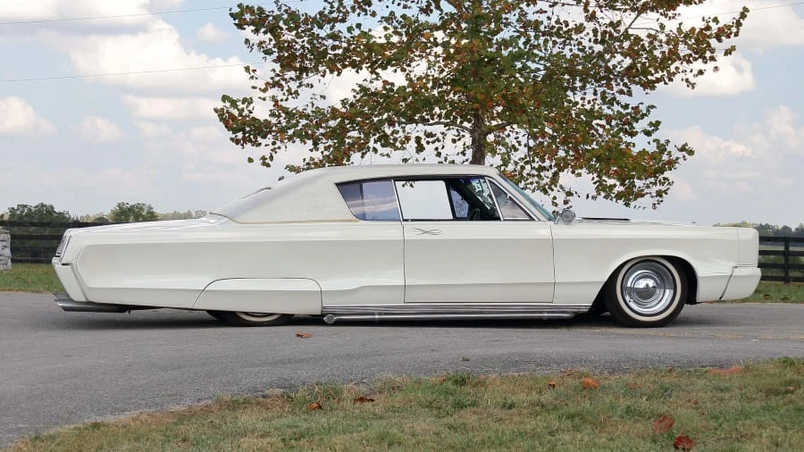 1967 Chrysler Newport - Image 2 of 14