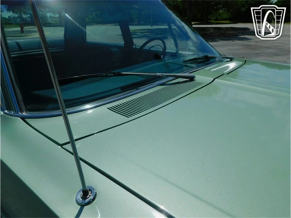 1967 Chrysler Newport - Image 27 of 31