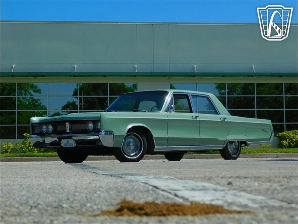 1967 Chrysler Newport - Image 2 of 31