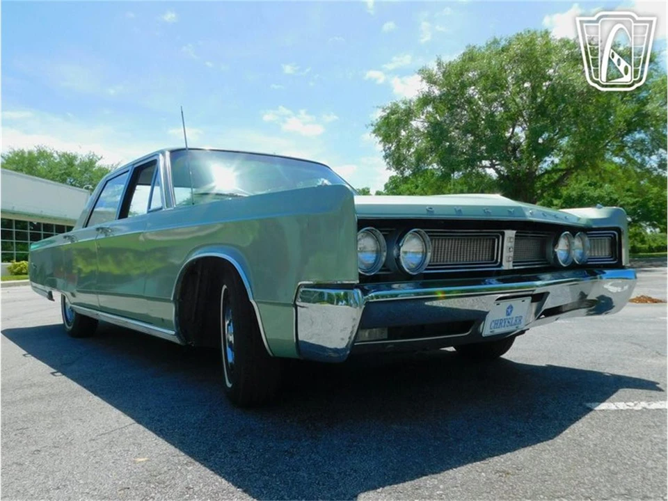 1967 Chrysler Newport - Image 22 of 31