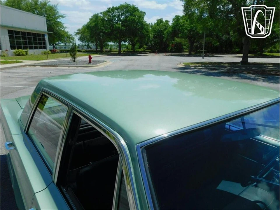 1967 Chrysler Newport - Image 28 of 31
