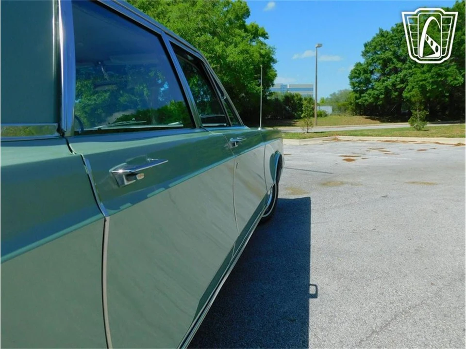 1967 Chrysler Newport - Image 24 of 31