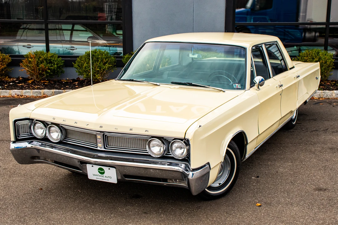 1967 Chrysler Newport - Image 3 of 31