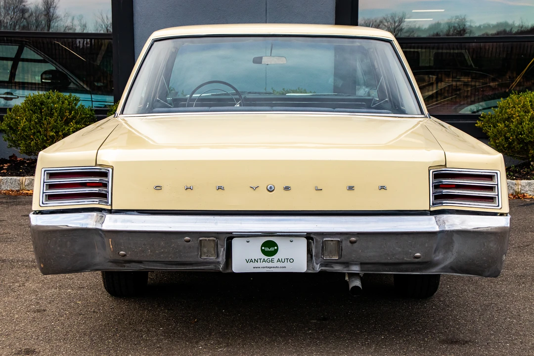 1967 Chrysler Newport - Image 10 of 31