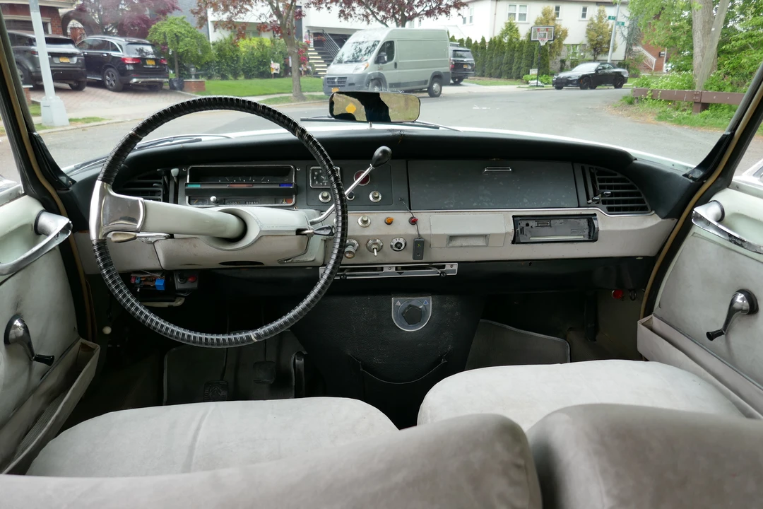 1967 Citroen DS19 - Image 15 of 30