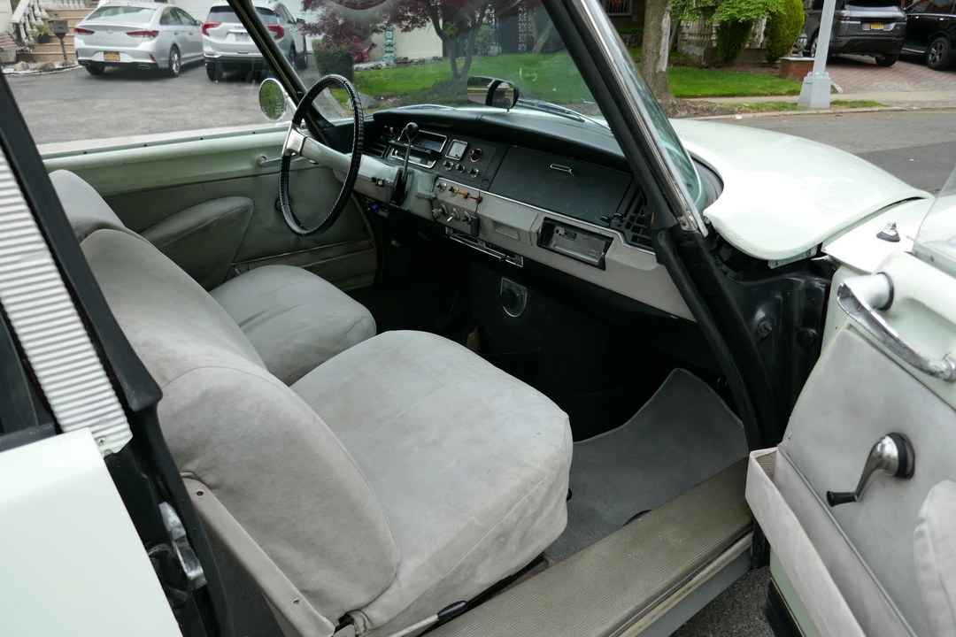 1967 Citroen DS19 - Image 16 of 30