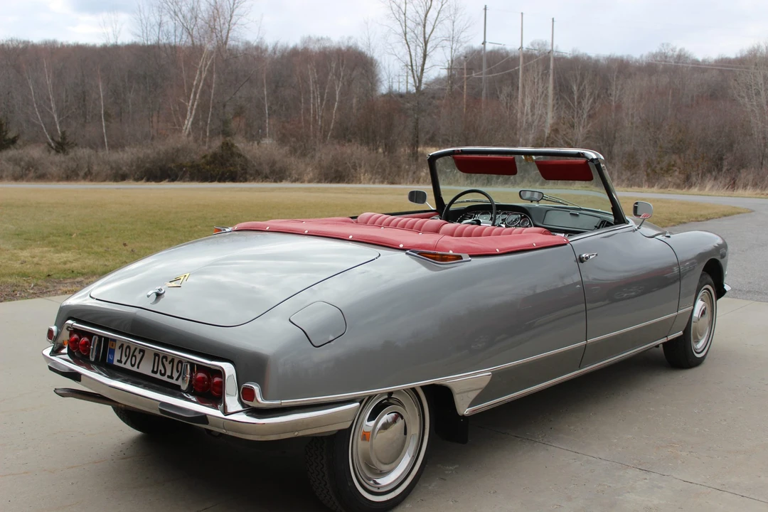 1967 Citroen DS19 - Image 10 of 31