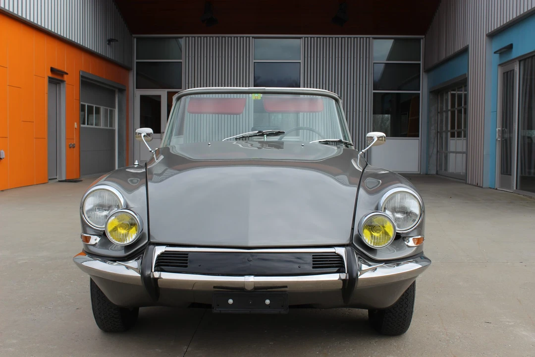 1967 Citroen DS19 - Image 16 of 31