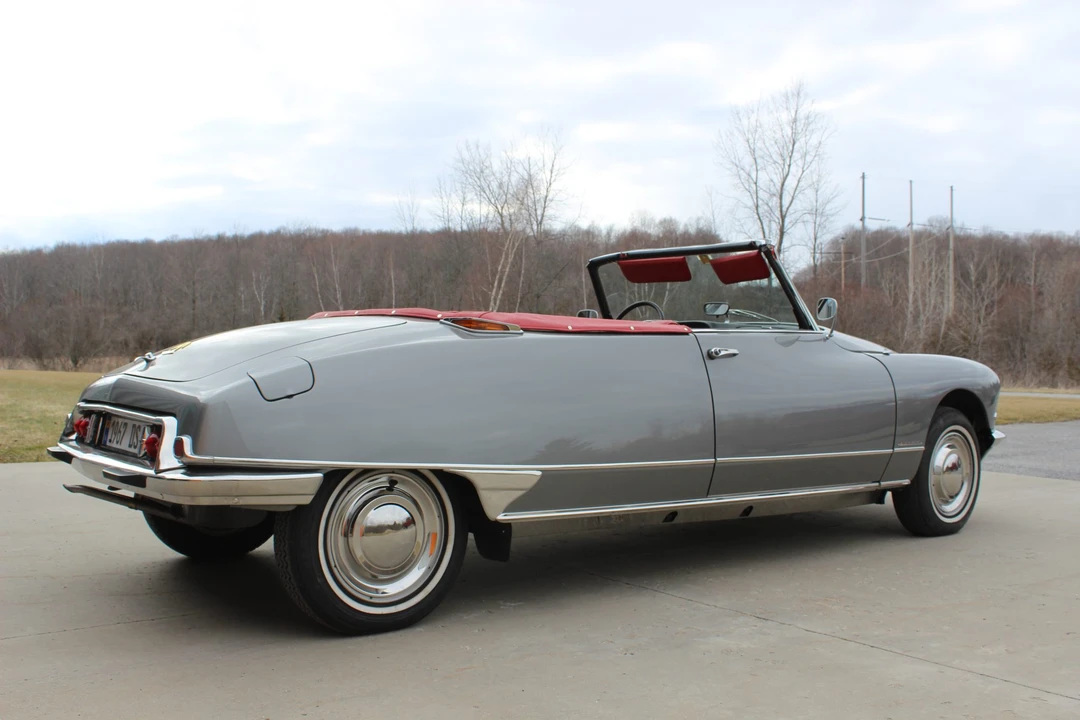 1967 Citroen DS19 - Image 11 of 31