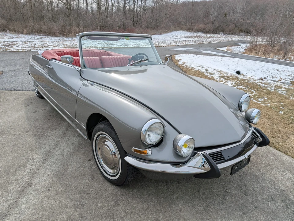 1967 Citroen DS19 - Image 2 of 31